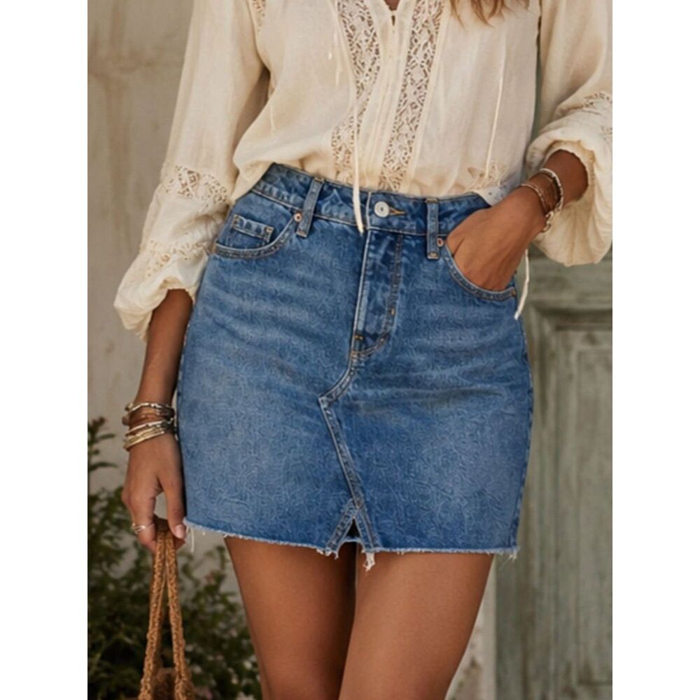 Old Navy High Rise Denim Mini Skirt Size 2 Raw Hem Stretch Jean Skirt Blue
